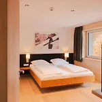 Hubertus 4*