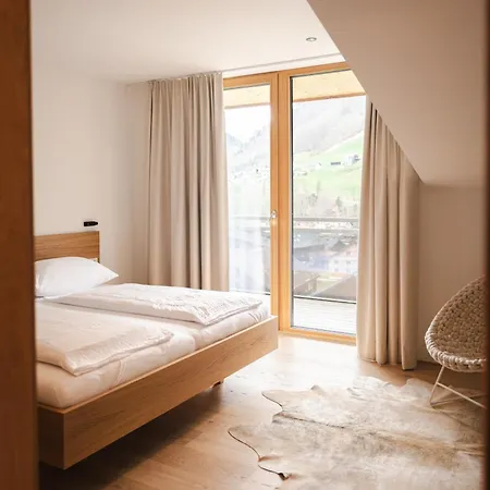 Apartahotel Hubertus 4*