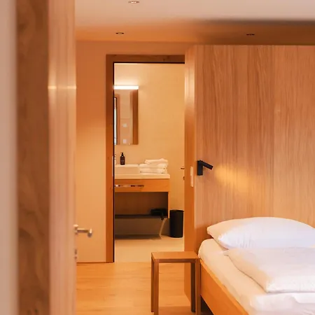 Hubertus Aparthotel 4*