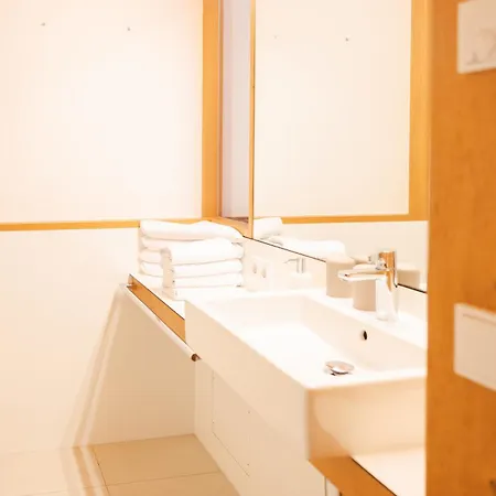 Hubertus Lägenhetshotell 4*