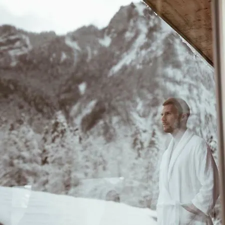 Hubertus Hotel apartamentowy Mellau